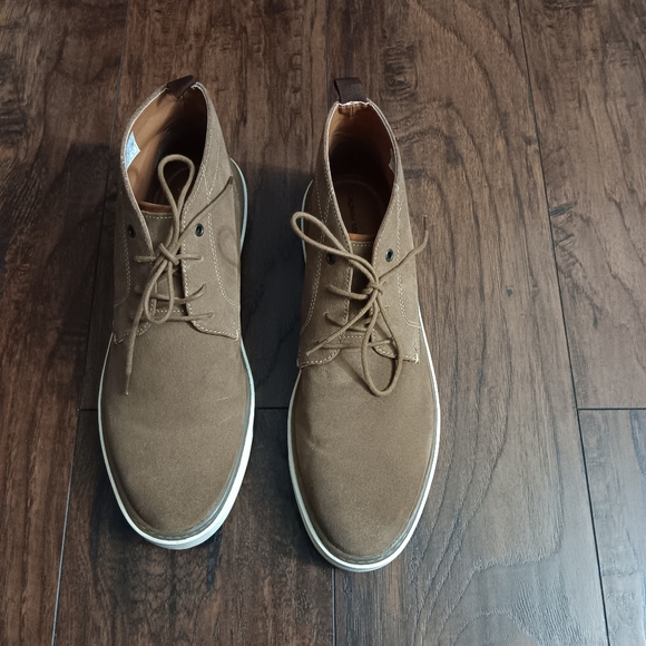 CROWN VINTAGE Men's Tan Hazen Suede Sneaker Boot - 13M - Picture 1 of 8